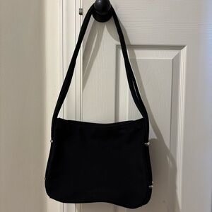 Elka Classic Black Shoulder Bag